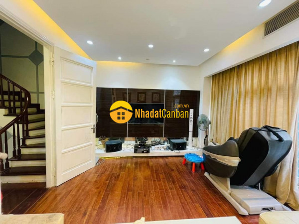 Chính chủ bán nhà mặt phố nguyễn chí thanh 118m 5 tầng mặt tiền 5m chỉ 33 tỷ ba đình.