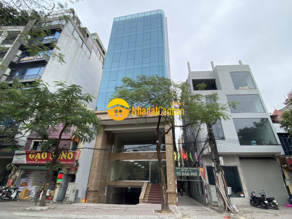 Cho thuê toà nhà văn phòng 9 tầng mặt phố vũ tông phan dt 190m2. giá 200trth