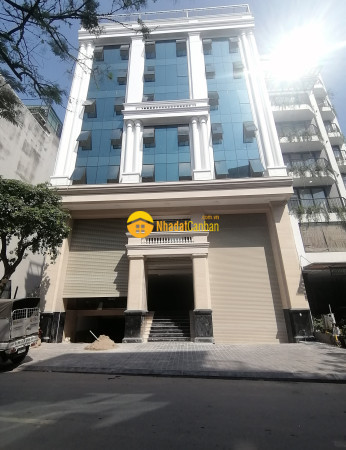 Bán tòa cao ốc văn phòng 11 tầng mặt phố dịch vọng hậu dt 548m2 mt 16m 2 hầm... 350 tỷ