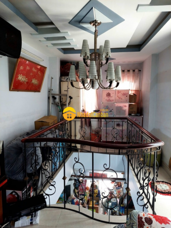 Căn góc, xe tải quay đầu, mễ cốc, f15, q8, 4 tầng, 76m2, 6.5 tỷ.