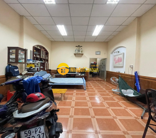 Bán nhà mặt tiền kinh doanh hạ chào 2,7 tỷ, hoàng bật đat, p15, tân bình, 70m2, 2 tầng.