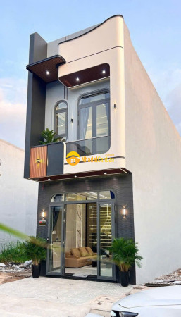 Nhà mới hiện đại 2 tầng, diện tích lý tưởng tại trung tâm p.chánh hiệp bình dương