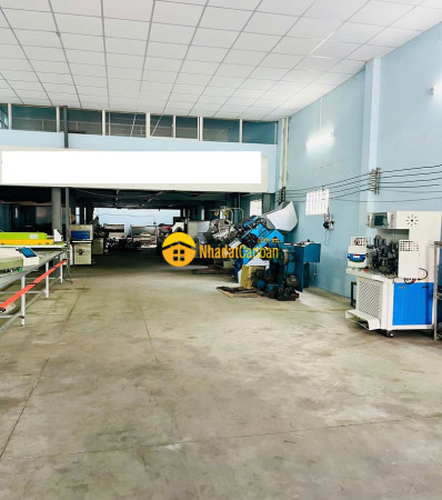 Bán nhà xưởng ful thổ mặt tiền xuân thới thượng, hóc môn, 304m2, 2 tầng, giá rẻ.