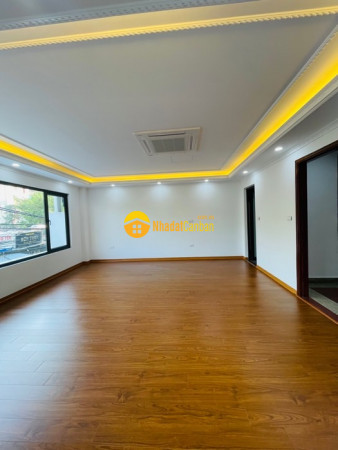 Bán gấp nhà hàng xóm phố quang trung hà đông, 2 ô tô tải tránh, view sông 62m