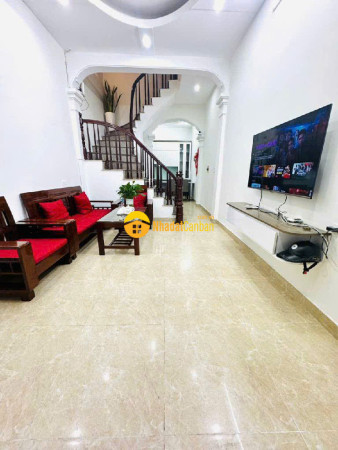 Bán nhà đẹp ngõ thông trương định kinh doanh tốt 5 tầng 9.6 tỷ