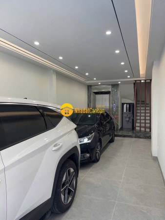 Bồ đề ngõ thông ô tô thang máy full nội thất cao cấp