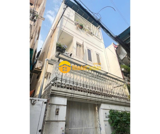 Bán nhà trần hữu trang, phú nhuận ngang 4.5m 60m² 3 tầng chỉ 8 tỷ tl