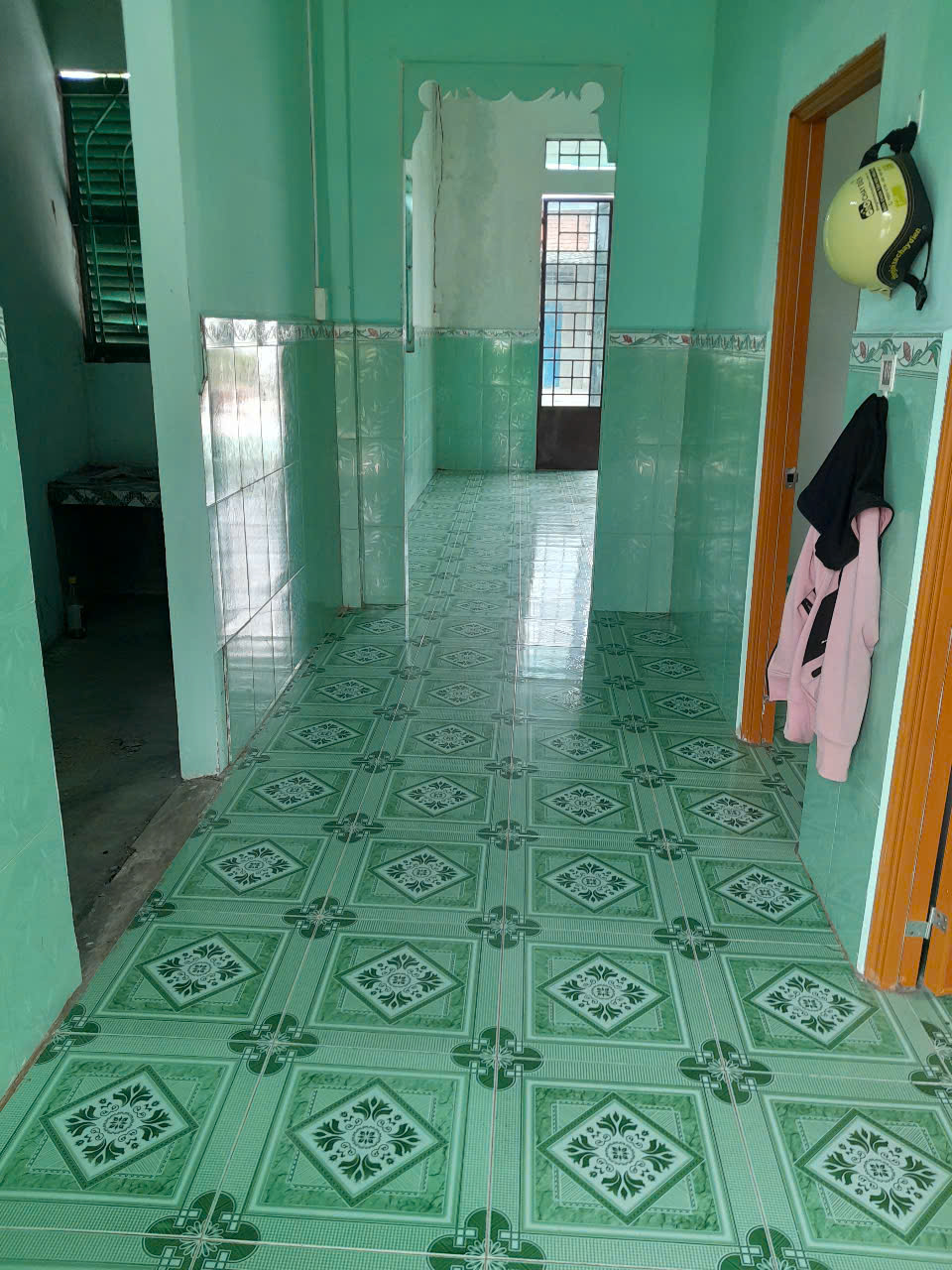 Bán Lô Đất nhà Vị Trí Đẹp, đường xe hơi, Bến Lức - Long An